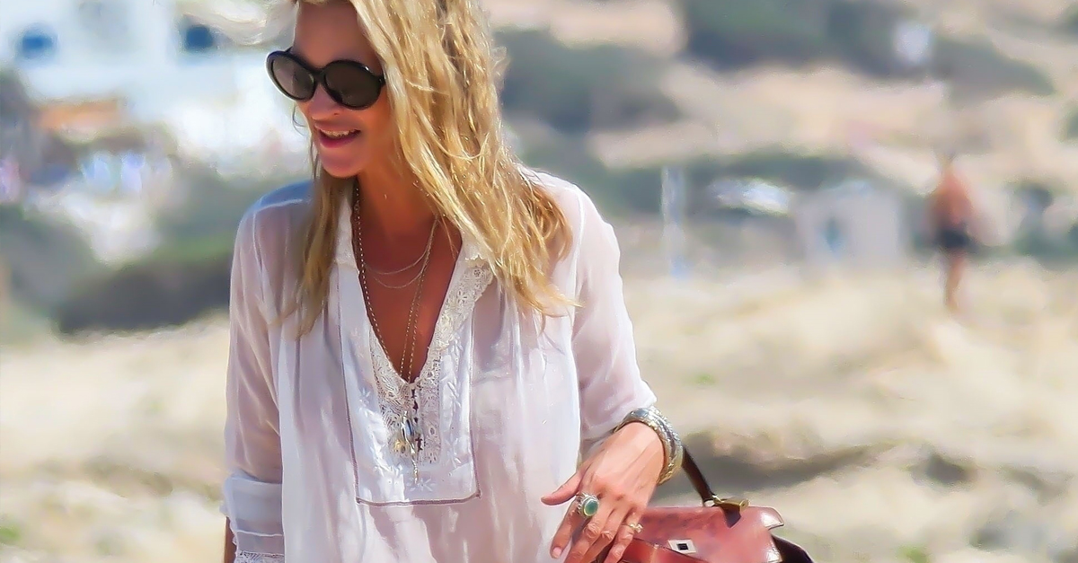 Kate Moss Just Used a £30,000 Bag as a Beach Tote—Now That's Iconic