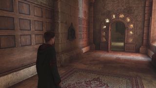 Hogwarts Legacy screenshot showing a door puzzle
