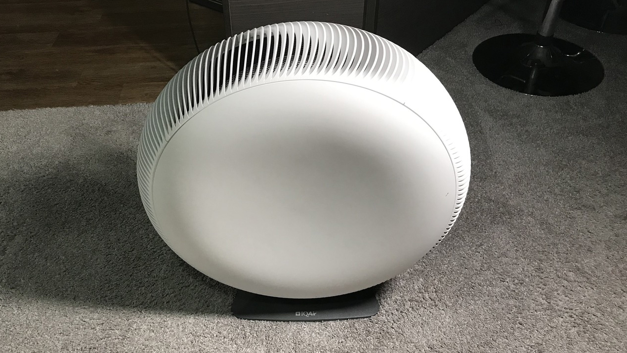 IQAir Atem X air purifier in reviewer's lounge