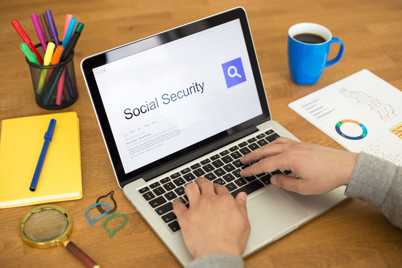 Searching SOCIAL SECURITY on Internet Search Engine Browser Concept