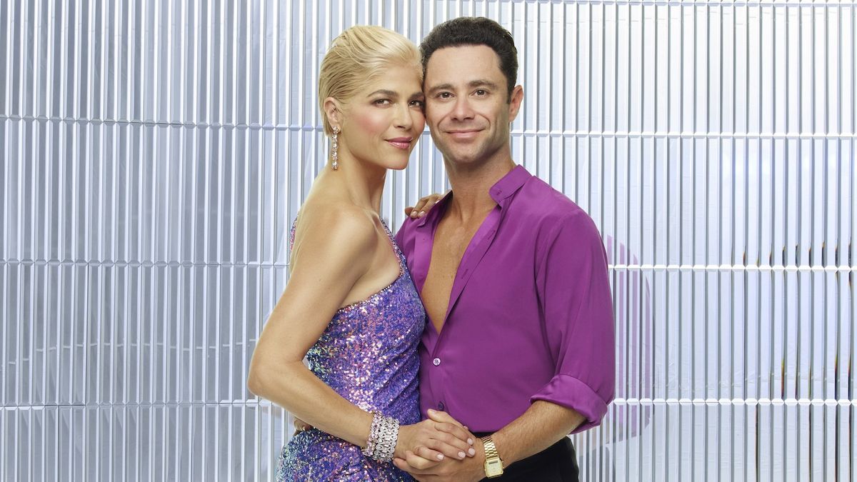 Selma Blair and Sasha Farber pose in Dancing with the Stars season 31 promo