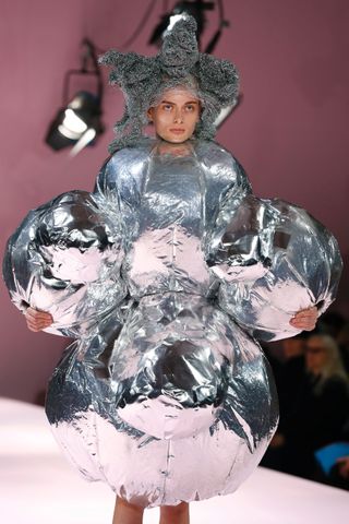 fashion week - Comme des Garcons Fall-Winter 2017-2018 ready-to-wear