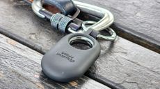 samsung Galaxy SmartTag 2 chained to a carabiner