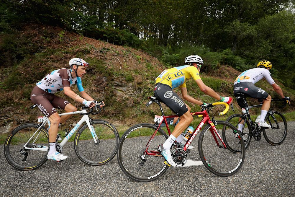 Fabio Aru makes his way up the final climb during stage 13