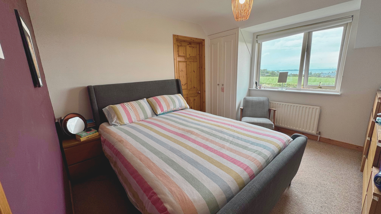 Tne Simba Hybrid Luxe mattress pictured in Ecommerce Editor Heidi Scrimgeour's bedroom during testing