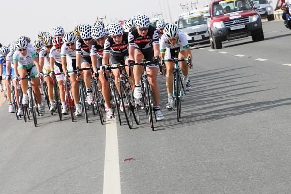 Regina Bruins and Cervelo TestTeam teammates drive the bunch chase to the leaders.