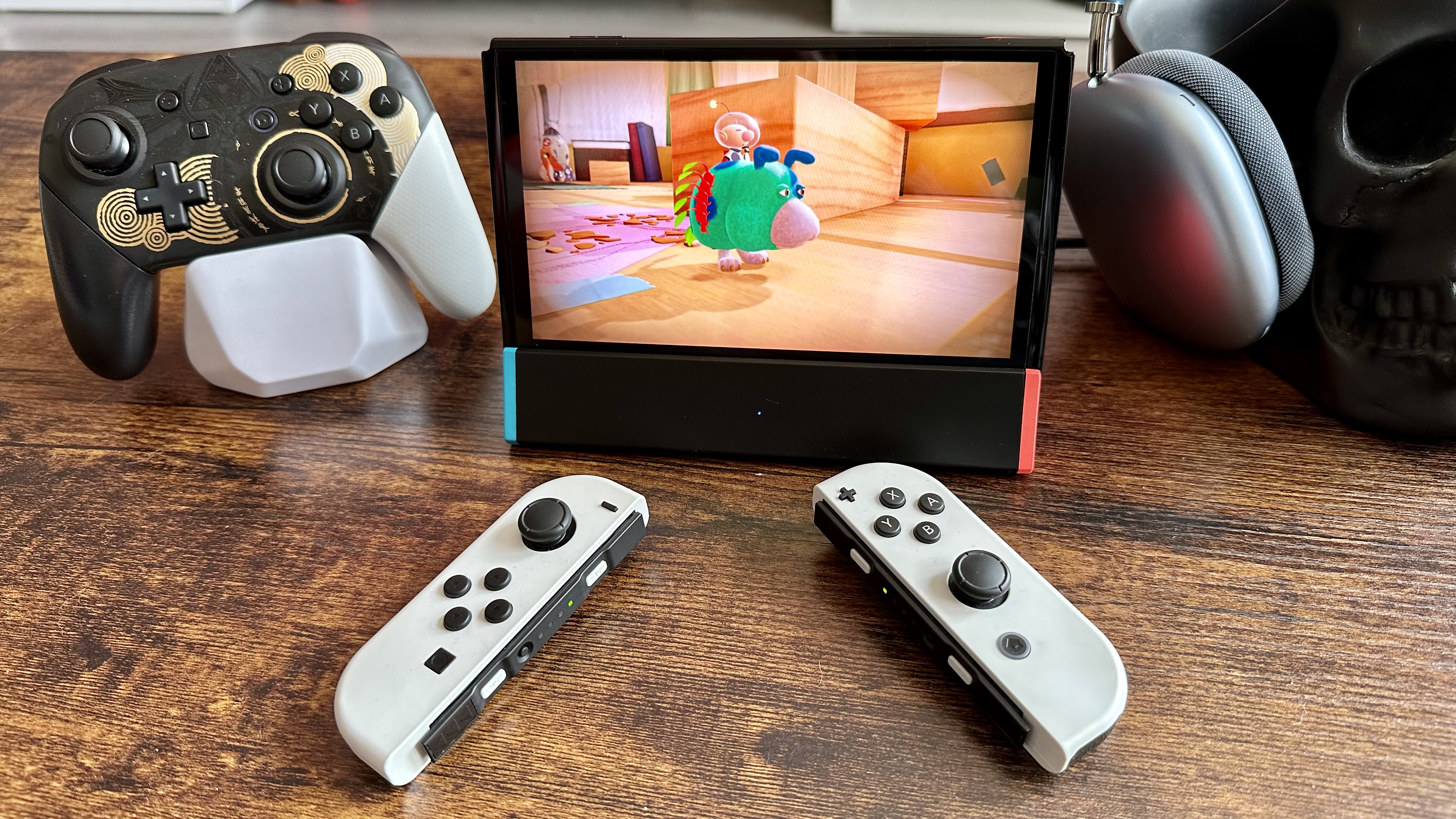Today's Nintendo Switch OLED announcement doesn't mean there won't be a  future Switch Pro