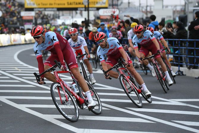 Nils Politt, riding a prototype 12-speed SRAM Red eTap groupset, leads his Katusha-Alpecin teammates at the 2018 Saitama Criterium