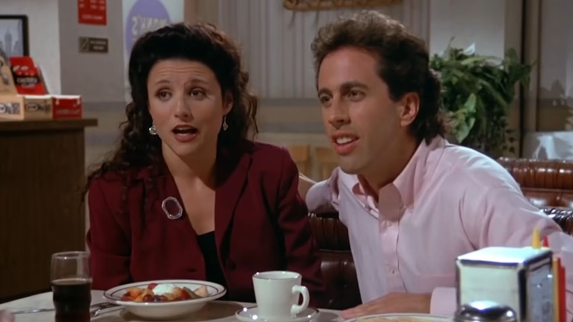 Julia Louis-Dreyfus and Jerry Seinfeld in Seinfeld.
