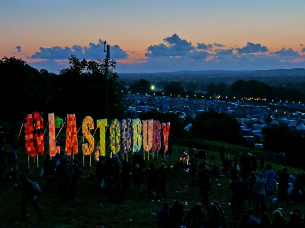 Les organisateurs de Glastonbury exhortent les participants à ne pas voyager aujourd'hui