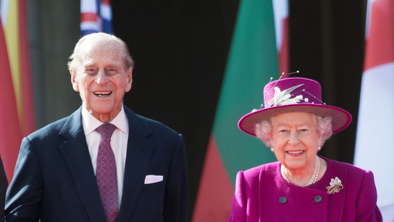 london, england march 13 queen elizabeth ii and prince philip, duke of edinburgh attend the launch of the queens baton relay for the xxi commonwealth games being held on the gold coast in 2018 at buckingham palace on march 13, 2017 in london, england photo by samir husseinsamir husseinwireimage