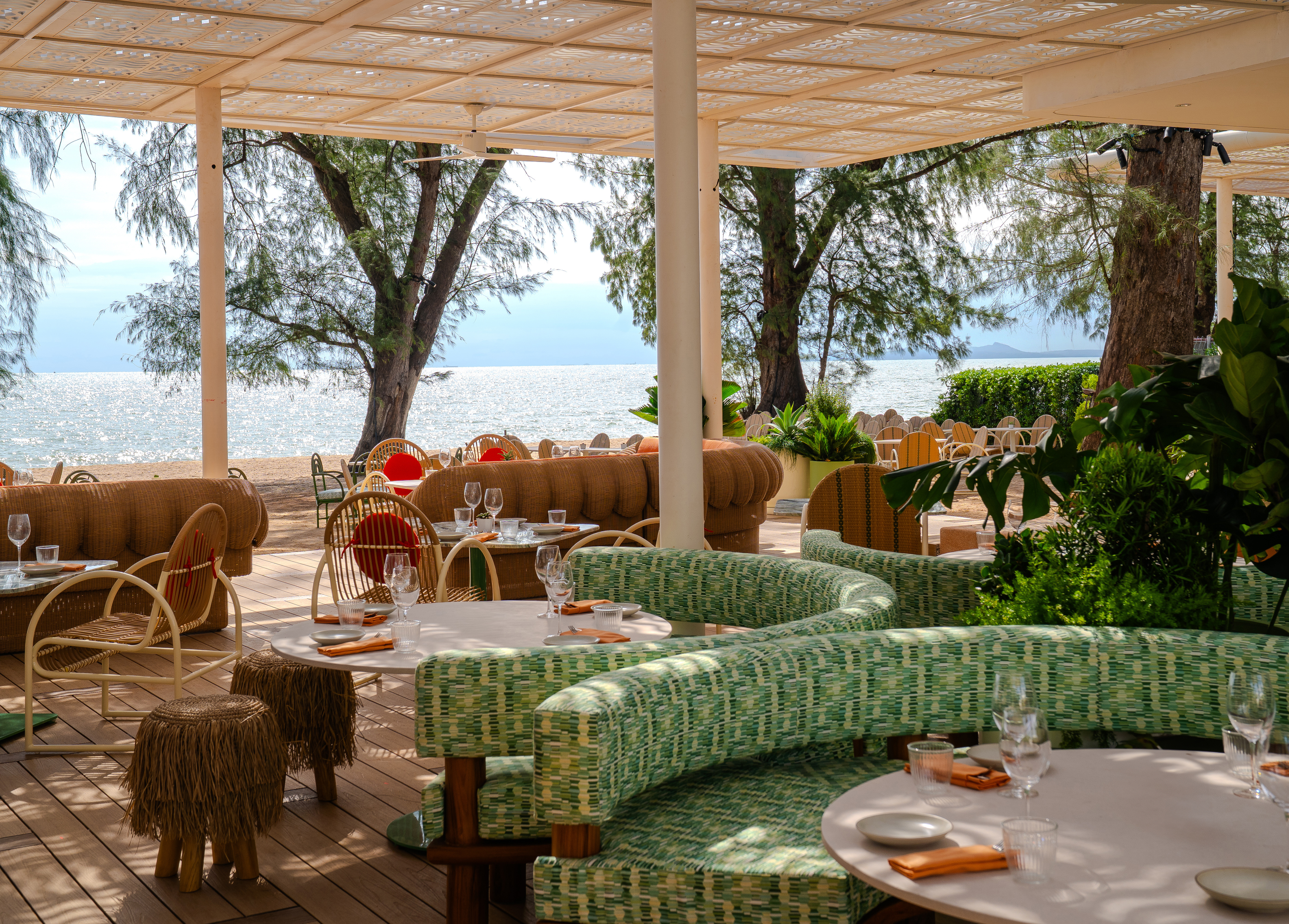 the standard, pattaya na jomtien review