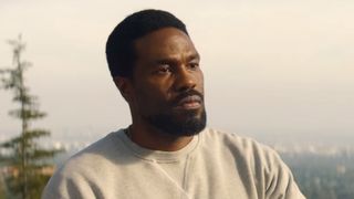 Yahya Abdul-Mateen II as Simon in Wonder Man.