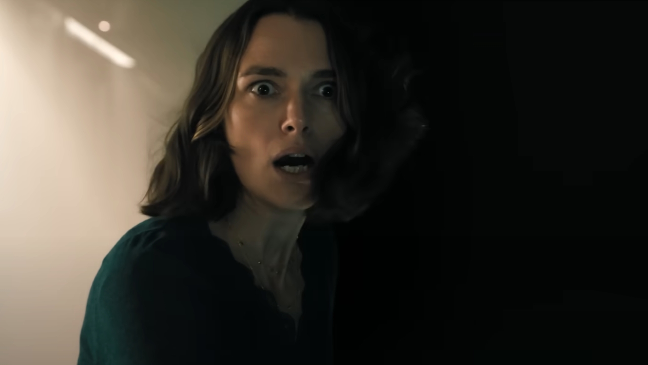 Keira Knightley looking distressed in The Woman in cabin 10