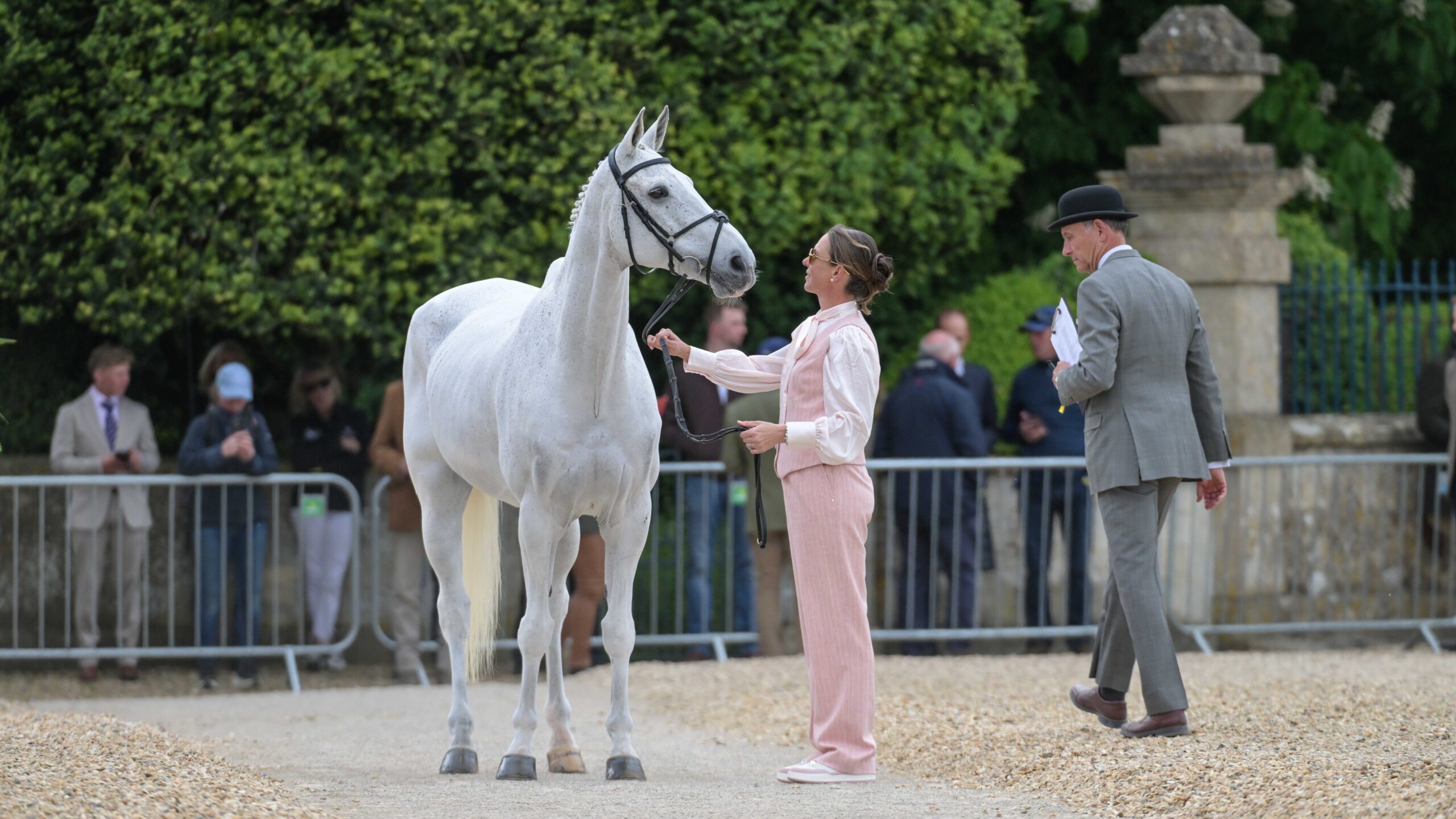 Fiona-Kashel_Creeva_P43156-scaled.jpg