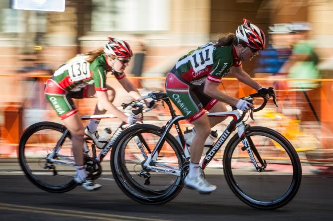 Olivia Dillon (Colavita) and teammate Whitney Schultz lead the chase.
