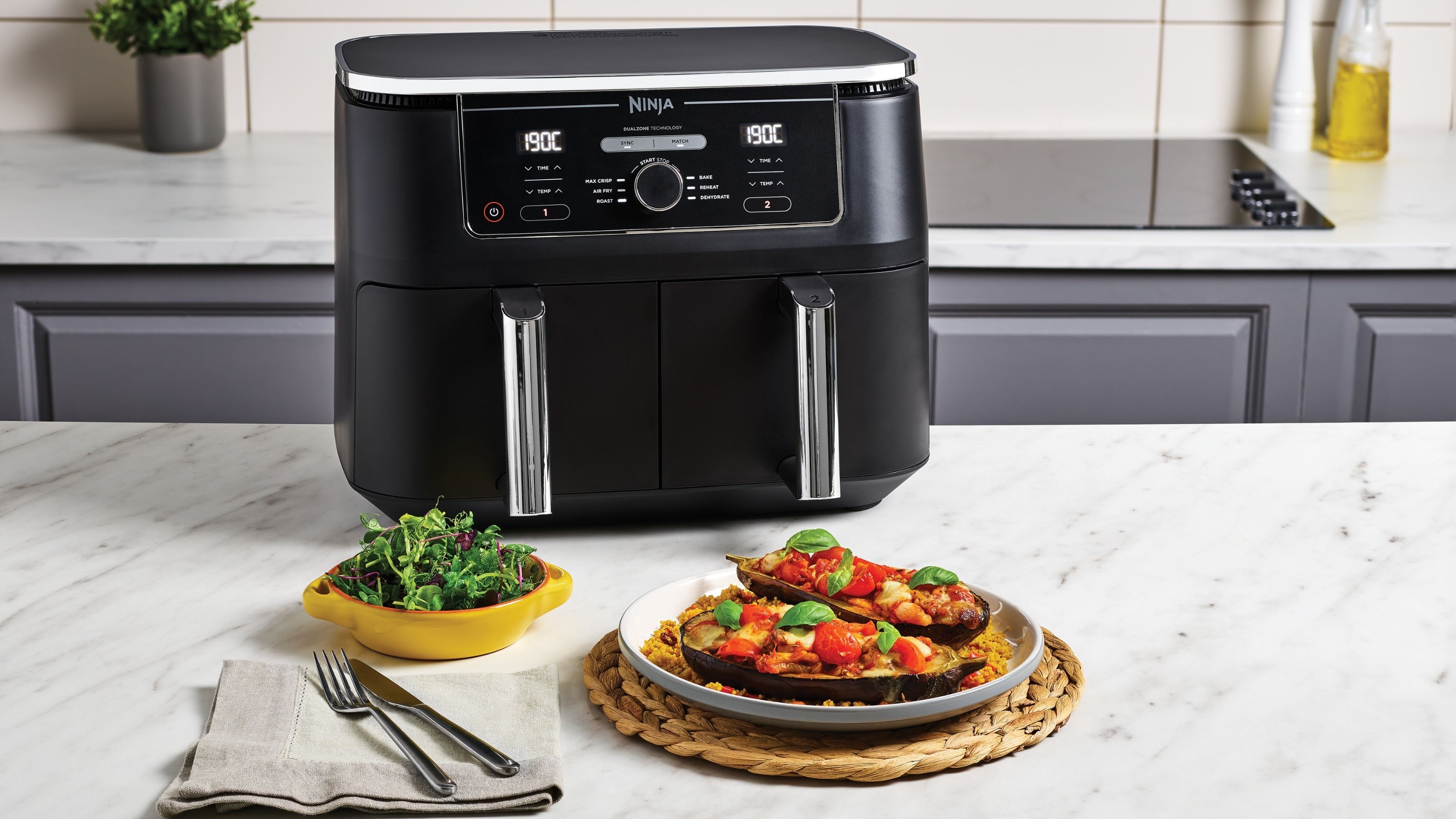 Airfryer Oven with Viewing Window Nonstick Basket Large Capacity Oilless Cooker with 100 Digital Cookbook Dishwasher Safe and a Stainless Finish One Touch Screen for 8 Presets Air Fryer XL 5.8QT 