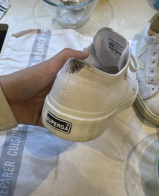 How to clean canvas sneakers