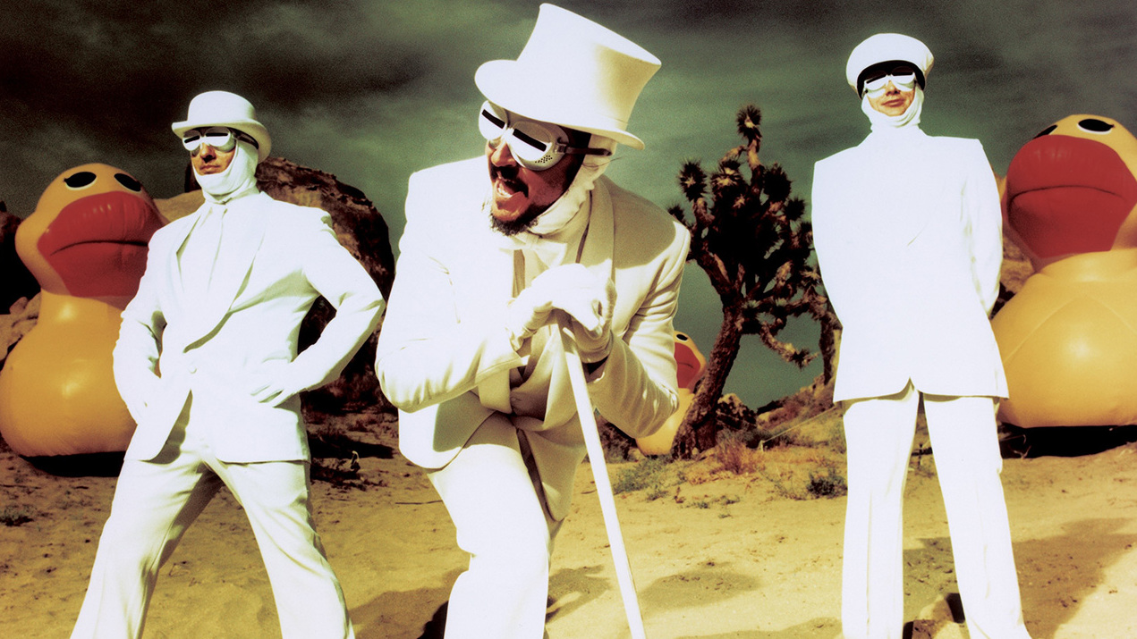 Tim "Herb" Alexander abruptly quits Primus after he "lost his passion for playing"