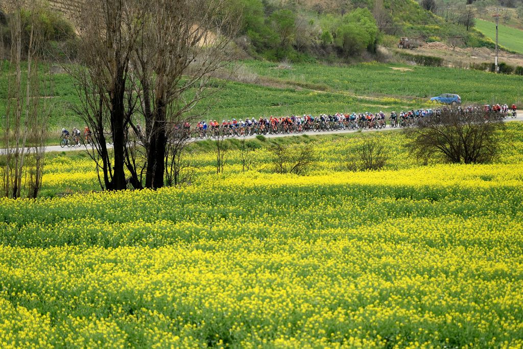 ESTELLA SPAIN APRIL 01 A general view of the peloton passing through a landscape during the 32nd Gran Premio Miguel Indurain 2023 a 2032km one day race from Estella to Estella GPIndurain on April 01 2023 in Estella Spain Photo by David RamosGetty Images