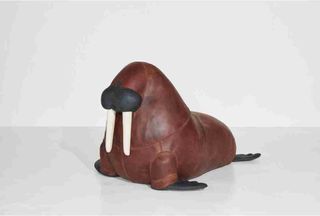 Porky Hefer walrus sculpture