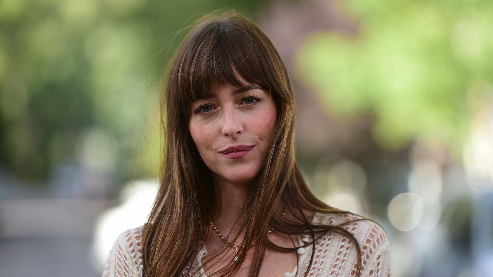 Inside Dakota Johnson's Timeless Mid-Century Living Room: Design Secrets Revealed