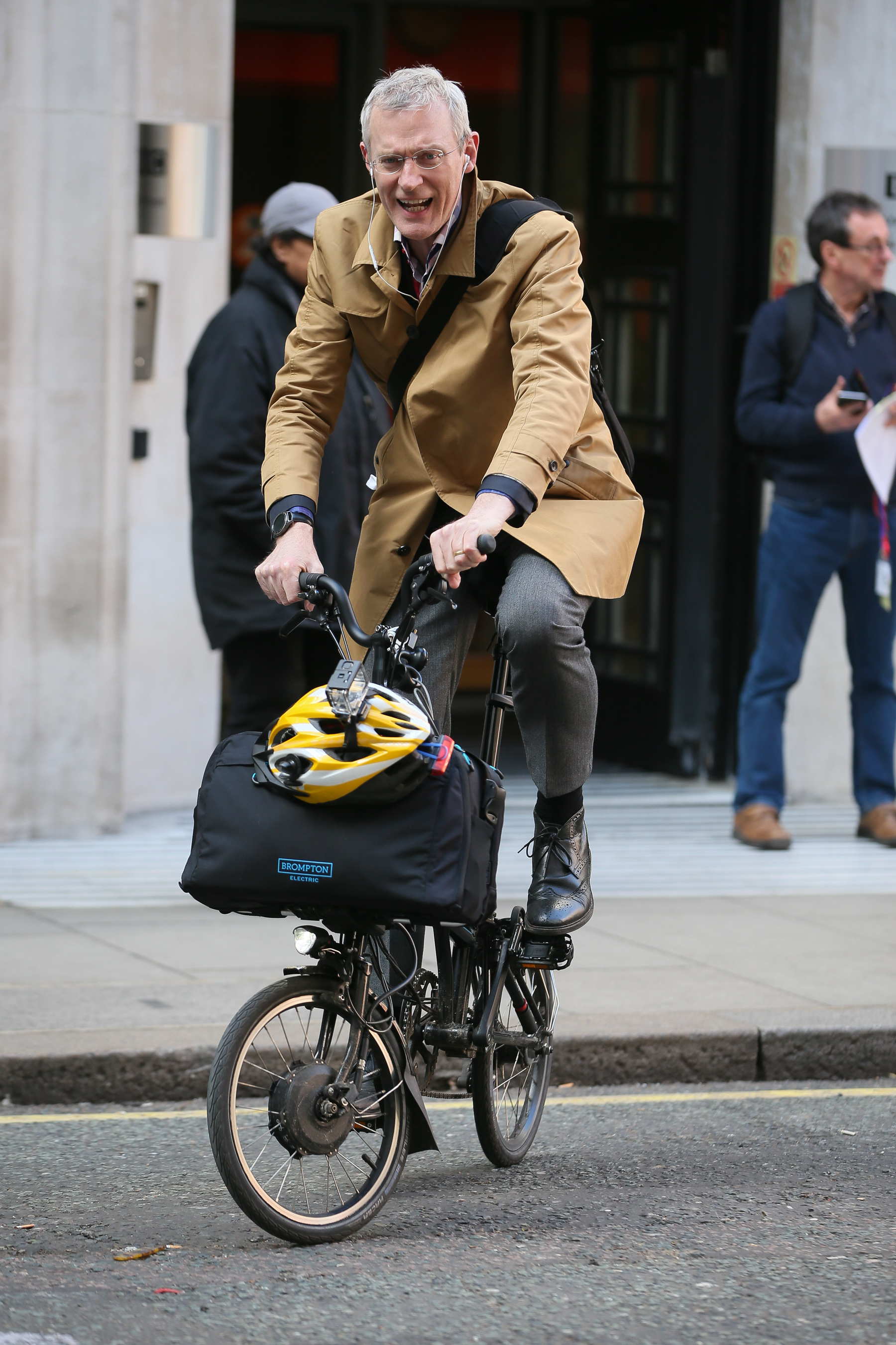 Jeremy Vine on a Brompton bike