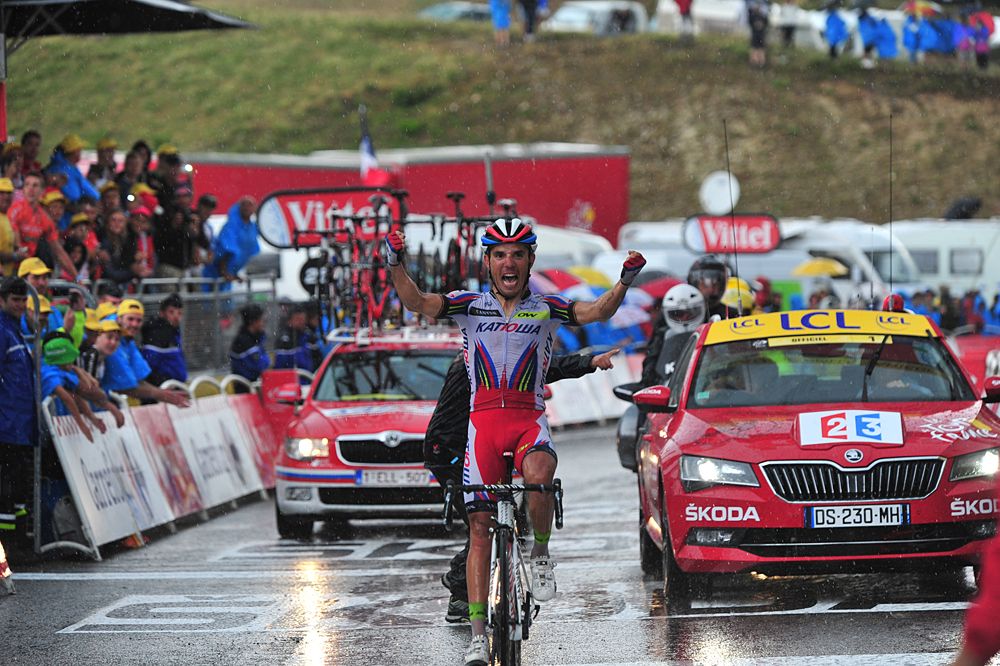 Joaquim Rodriguez (Katusha) wins on the Plateau de Beille