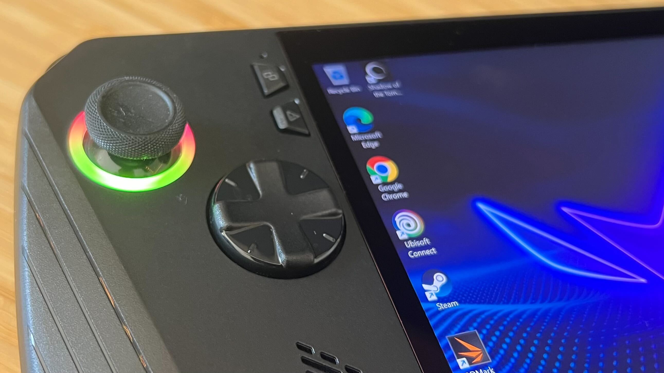 Close up on d-pad an thumbstick on Asus ROG Ally X handheld