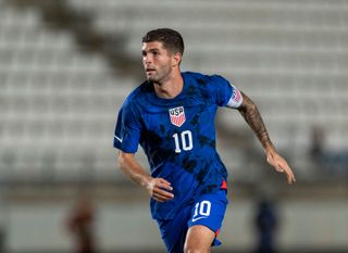 Christian Pulisic #10 of the United States sprints during a game between Saudi Arabia and USMNT at Estadio Nueva Condomina on September 27, 2022 in Murcia, Spain.