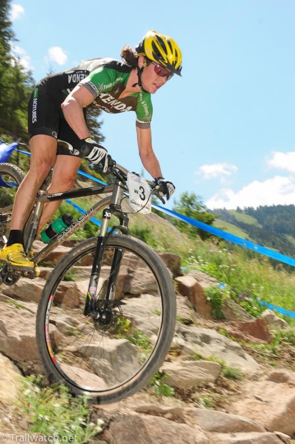 Mary McConneloug (Kenda Seven) rides the rock garden