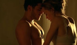 zac efron in a sex scene in the lucky ones