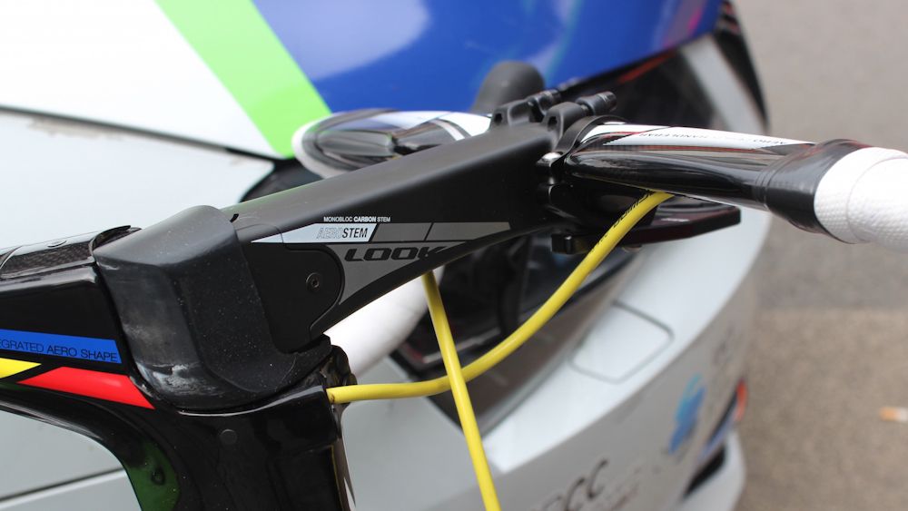The integrated stem angle can be adjusted from negative 13 degress to positive 17 degrees