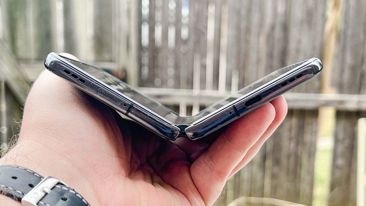 O primeiro dobrável do OnePlus pode parecer muito acquainted – mas isso não é ruim