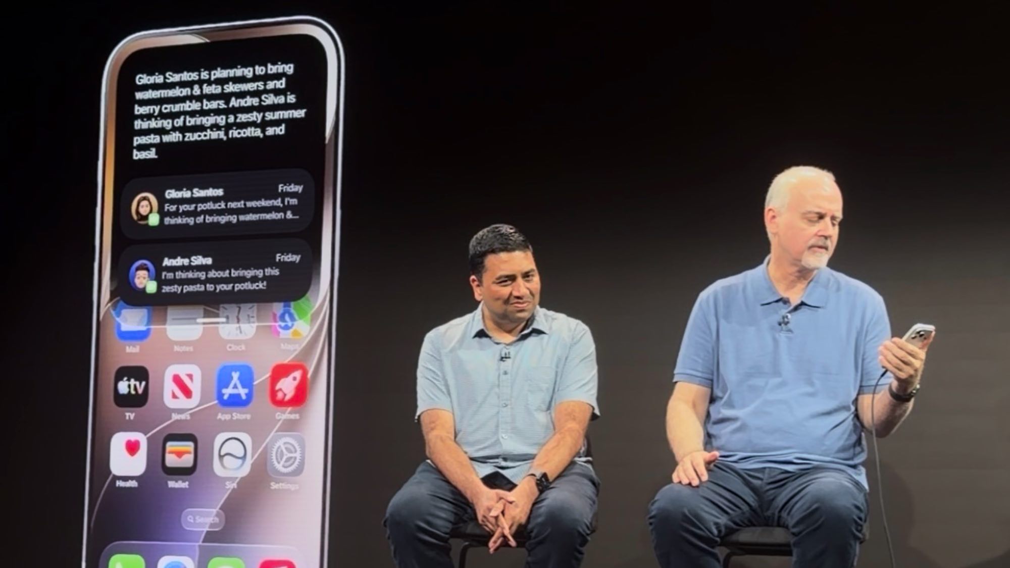 نسخه ی نمایشی هوش مصنوعی سیری در WWDC با مایک راکول