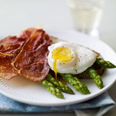 Asparagus, Crispy Ham and Poached Egg on Toast recipe-recipe ideas-new recipes-woman and home