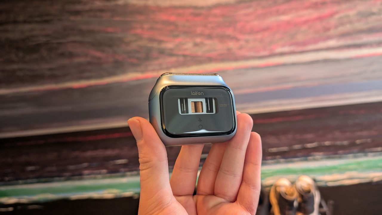 The Laifen P3 Pro is a fantastic travel shaver with great battery life, but not suitable for more beardy users