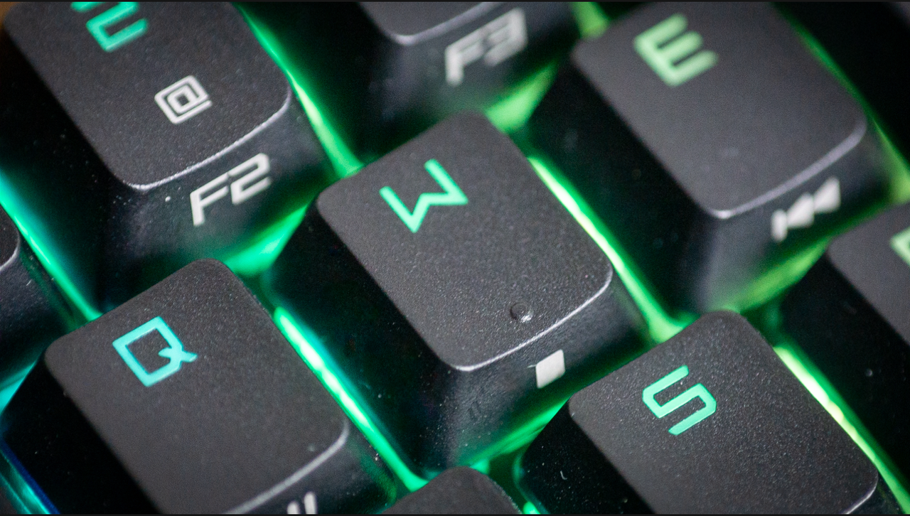 Asus ROG Falchion NX