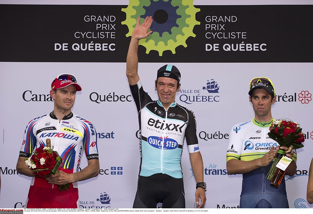 Rigoberto Uran waves to the crowds in Quebec City