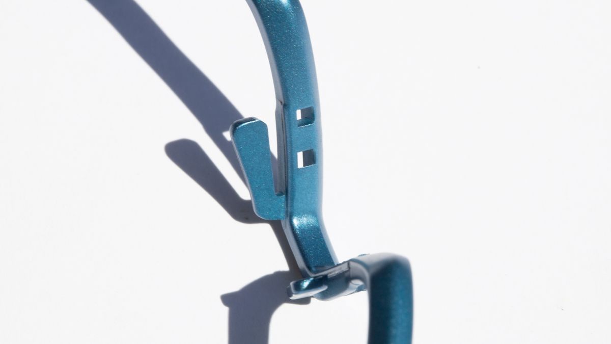 Roka CP-1x holder for the nose pad