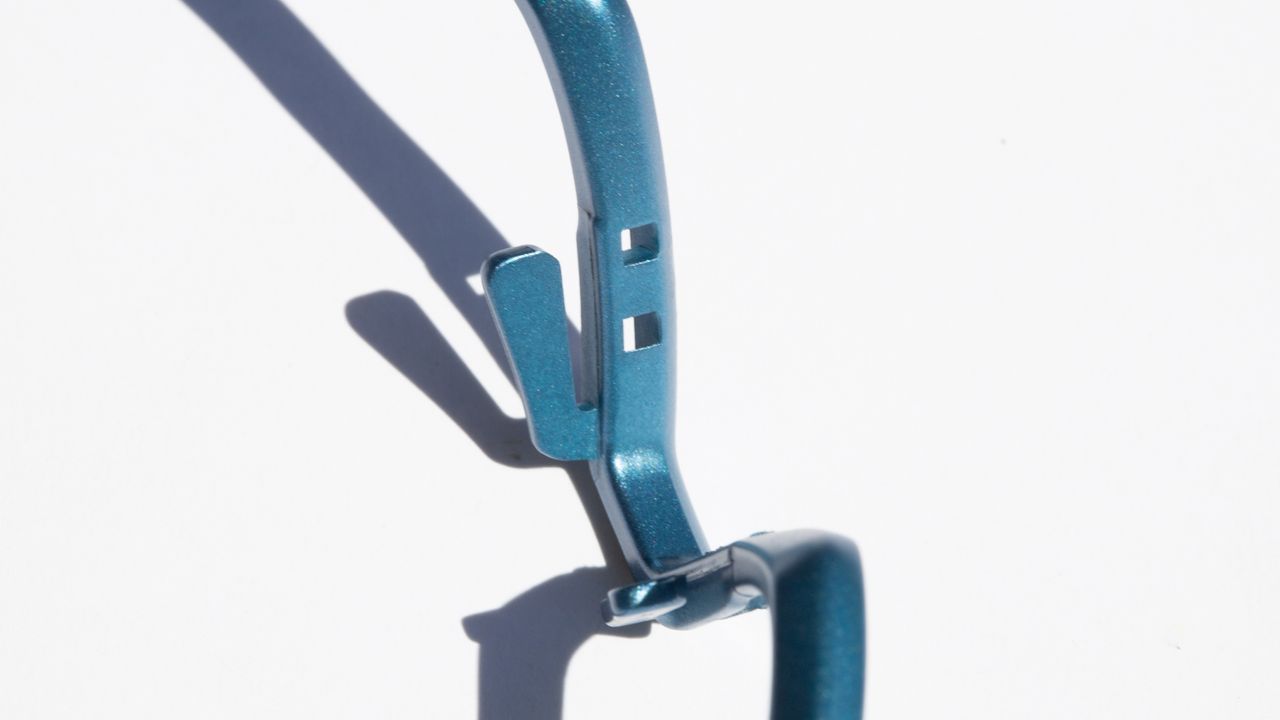 Roka CP-1x holder for the nose pad