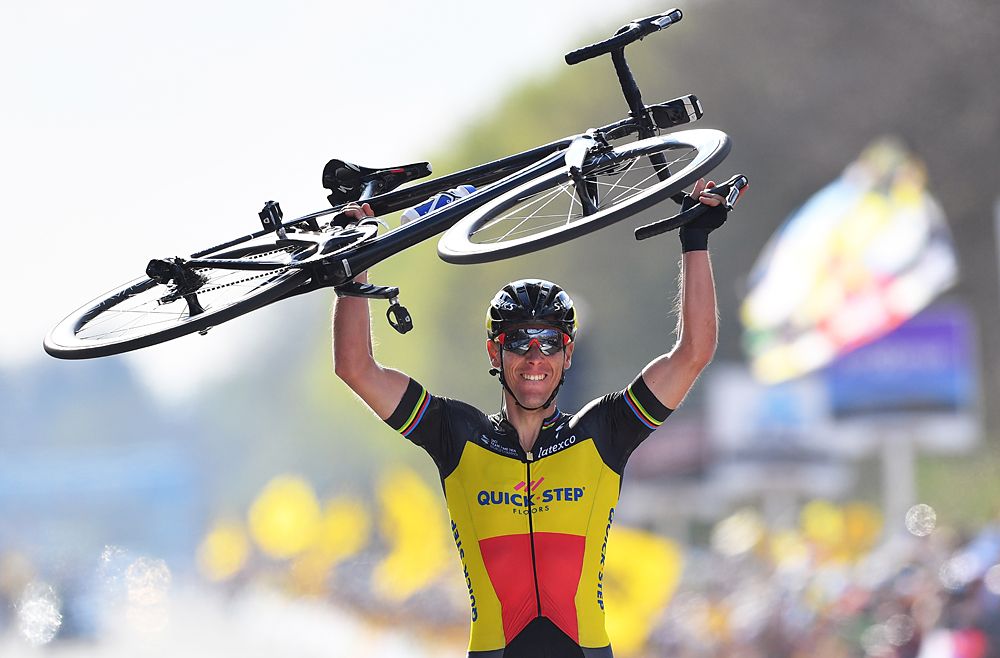 Philippe Gilbert wins 2017 Tour of Flanders