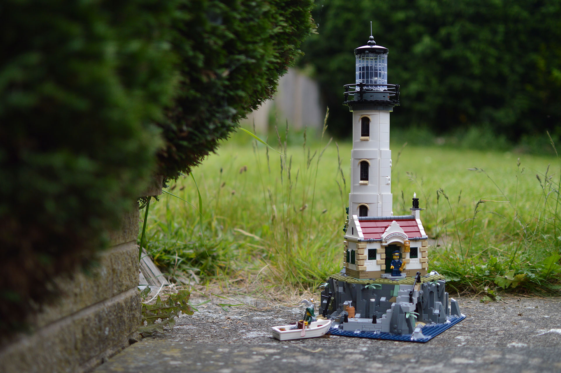 Lego Ideas Motorized Lighthouse review