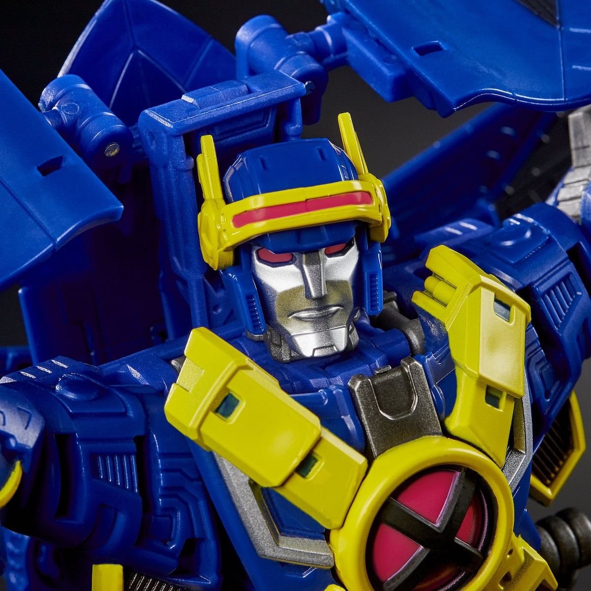 Photos of Transformers Ultimate X-Spanse figure