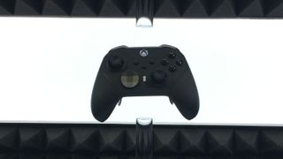 Xbox Elite Controller Series 2. Credit: Tom's Hardware