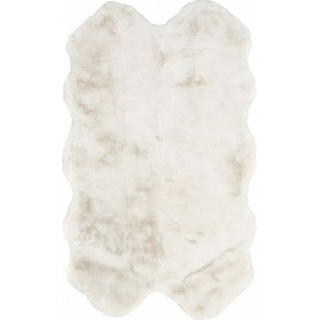 plush white rug