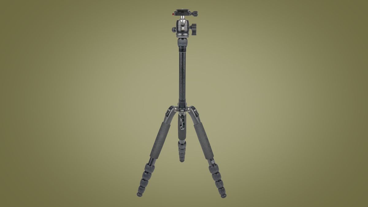The best travel tripod for 2023 finest lightweight tripods TechRadar