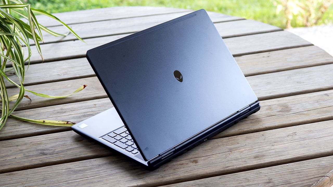 Alienware 16X Aurora