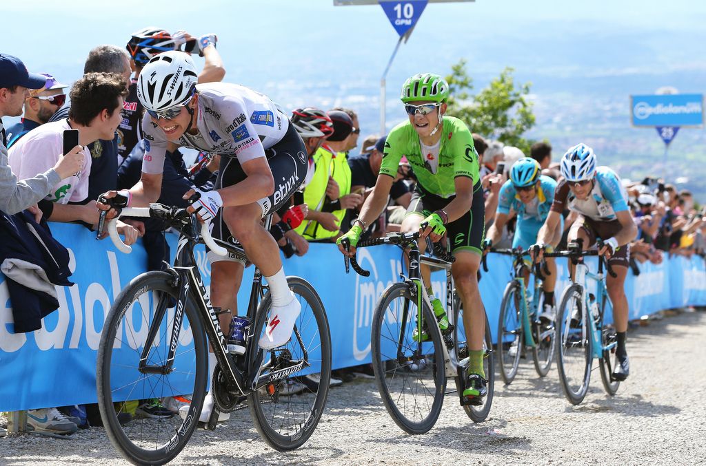 Bob Jungels leading Davide Formolo on the road and in the young rider classification
