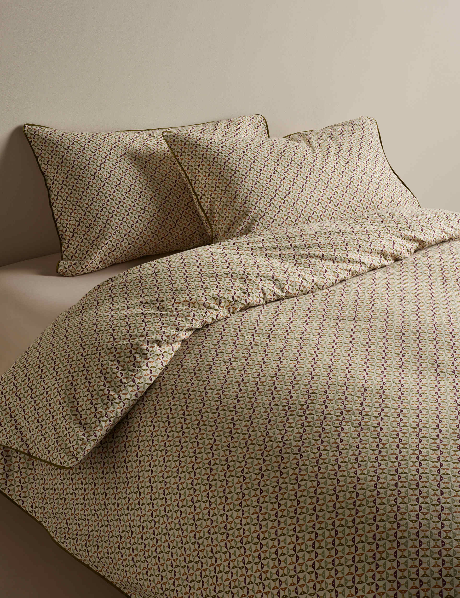 Pure Cotton Geometric Brushed Bedding Set
